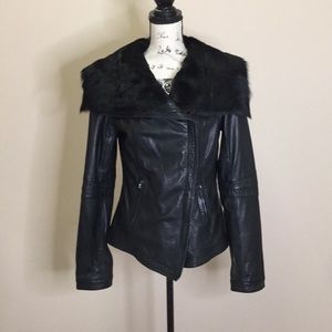 Overland black leather jacket with fur collar
